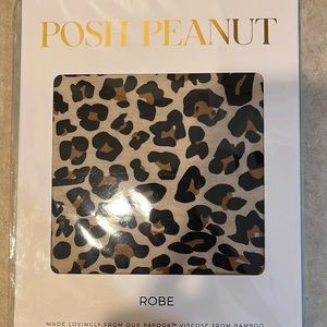 Brand New in the box sealed Lana Leopard Posh Peanut Mommy Robe 4-6 size Medium